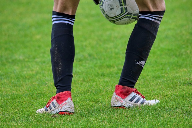 阿斯：维尼修斯希望继续为皇马效力，续约谈判已步入正轨